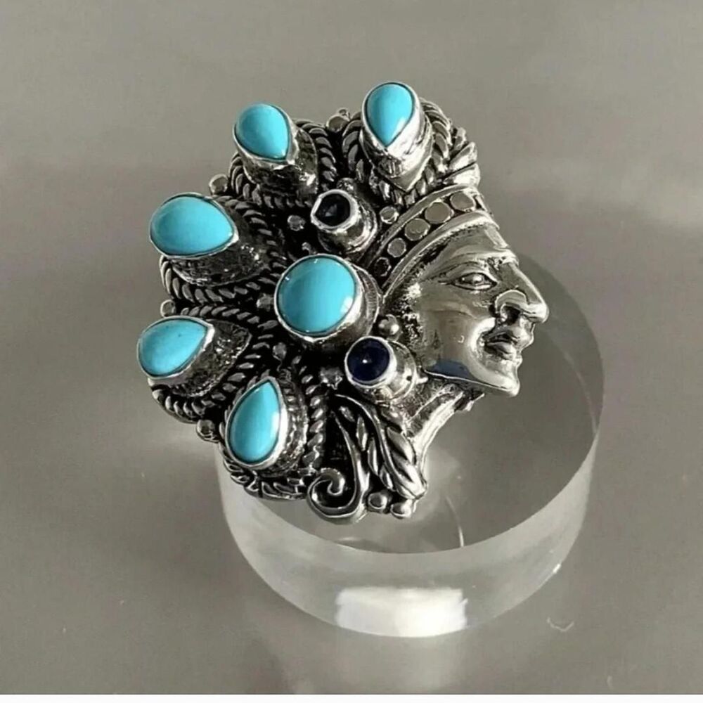 Native Women's Silver and Blue Jewellery